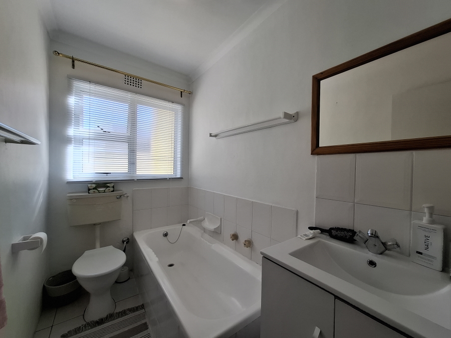 To Let 3 Bedroom Property for Rent in Kirstenhof Western Cape